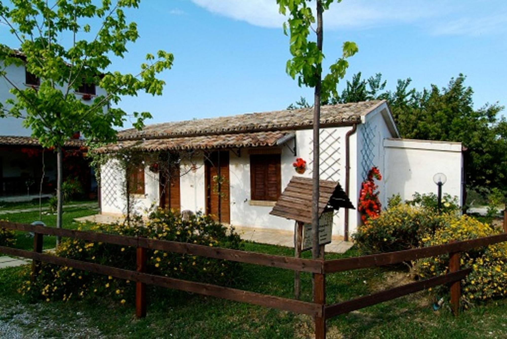 Agriturismo Il Portico Penne Exterior photo